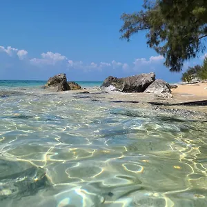 Hotel Beach Villas Coral Harbour